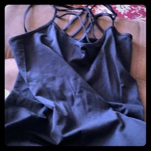 L/xL. Black crisscross Kami